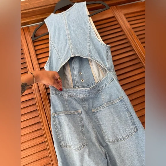 Stratus Jumpsuit NWOT main character - Picture 8 of 10